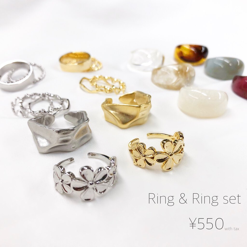 ︎﻿\ #newarrival //﻿﻿エムズエキサイトは小物も可愛いって﻿知ってた？？﻿﻿とっても可愛いringが入荷します﻿プチプラだから何個でも欲しくなっちゃう！﻿﻿どの指にどのリングを付けるか﻿迷ってる時が一番楽しい！！﻿みんなのおすすめ重ね付けも教えてね！﻿﻿﻿﻿﻿﻿﻿﻿#emsexcite #エムズエキサイト﻿#アクセサリー #リング #シルバー #ゴールド﻿#指輪 #クリアリング