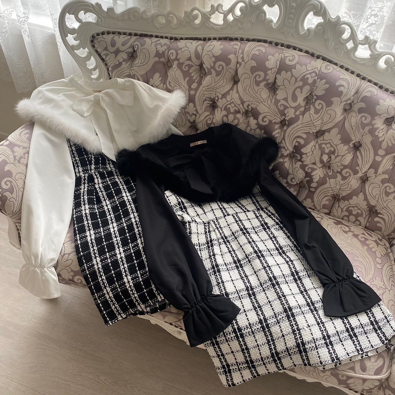 ? NEW ARRIVAL ?⁡⁡♡EU356122G001フェイクファーツイードワンピ　¥4,290（税込）⁡【 color 】⁡white . black⁡ケープファーがついたツイードデザインのワンピース?⁡ツイードが冬っぽさを演出してくれます️ケープが女の子らしさ全開のアイテムで、冬のデートコーデにぴったりなアイテムです?⁡⁡⁡店舗今週入荷オンライン近日入荷#emsexcite #エムズエキサイト #emsexciteコーデ#秋コーデ #冬コーデ #秋冬コーデ#ワンピ #ワンピースコーデ #ワンピコーデ #ワンピースコーディネート#ケープワンピース #ケープ#ファー #フェイクファー #ツイード #ツイードワンピース#クリスマスデート #デートコーデ #モテコーデ#高見えコーデ #プチプラ高見えコーデ #高見えファッション　#大人ガーリー #大人ガーリーコーデ #フレンチガーリー #ガーリーファッション #ガーリーコーデ#トレンドファッション #トレンドコーデ #トレンドアイテム⁡