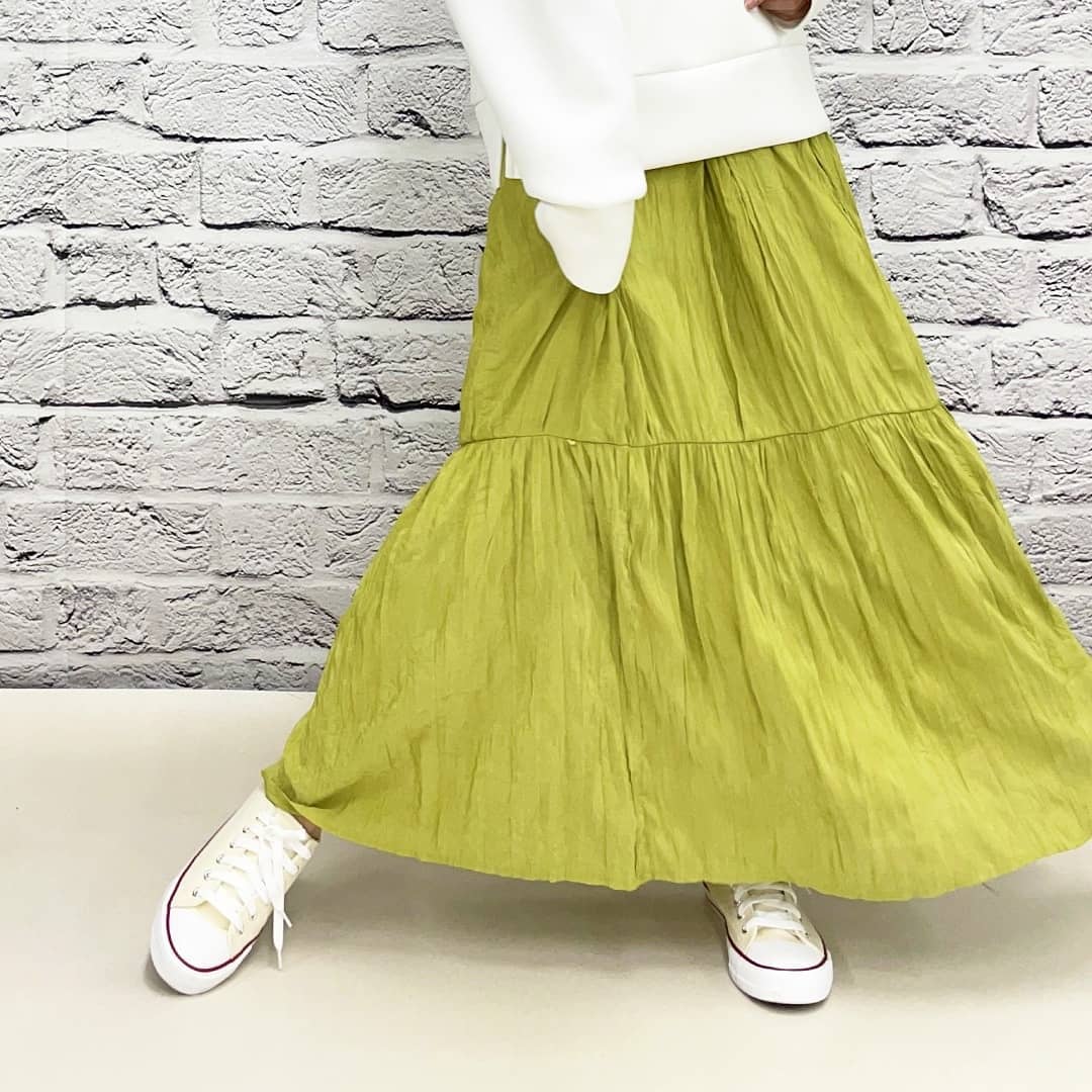 ﻿﻿﻿ｼｬｲﾝﾜｯｼｬｰｽｶｰﾄGreen/Ivory/Orange¥5,900+tax﻿ｵﾝﾗｲﾝ・店舗入荷済み。﻿﻿人気のﾜｯｼｬｰ加工のﾛﾝｸﾞｽｶｰﾄ。たっぷりと生地を使用し、高見えするｼﾙｴｯﾄです！春らしいｶﾗｰでご用意しております。ﾄﾚｰﾅｰやｶｯﾄｿｰなど大人のｶｼﾞｭｱﾙｽﾀｲﾙに◎﻿#kivi_official﻿﻿#キヴィ﻿﻿#kivi﻿﻿#大人ファッション﻿﻿#大人カジュアル﻿#ootd﻿﻿#kivi_ootd﻿﻿#ワッシャースカート#ロングスカート#マキシスカート#ワッシャーロングスカート#大人スカート#20代コーデ﻿#30代コーデ﻿#大人コーデ﻿#fashion﻿﻿#wear﻿﻿#オンオフ﻿﻿#ニューノーマル﻿﻿﻿﻿﻿﻿