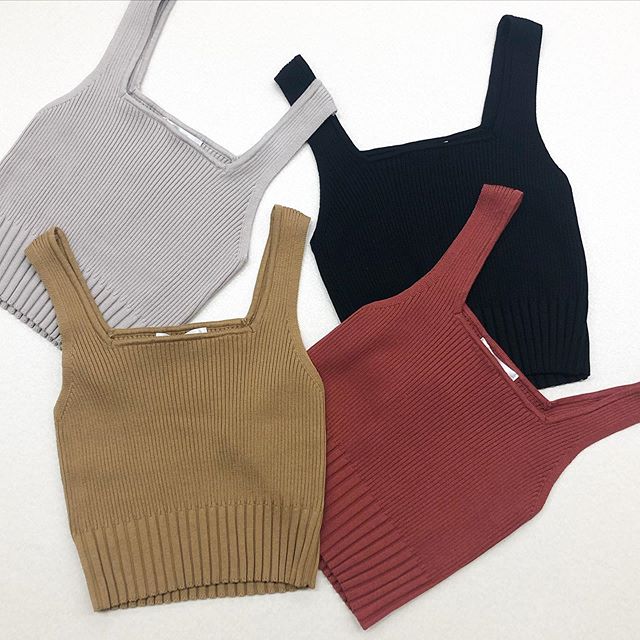 .﻿【new arrival】﻿﻿?RS080012T026 スクエアリブニット﻿▷¥1,900+tax ﻿(店舗入荷中.オンライン近日入荷)﻿﻿∥color∥﻿gray / yellow / red / black﻿﻿#retrogirl#retrogirl2020ss﻿#レトロガール#レトロガールコーデ﻿﻿#リブニット#リブニットトップス