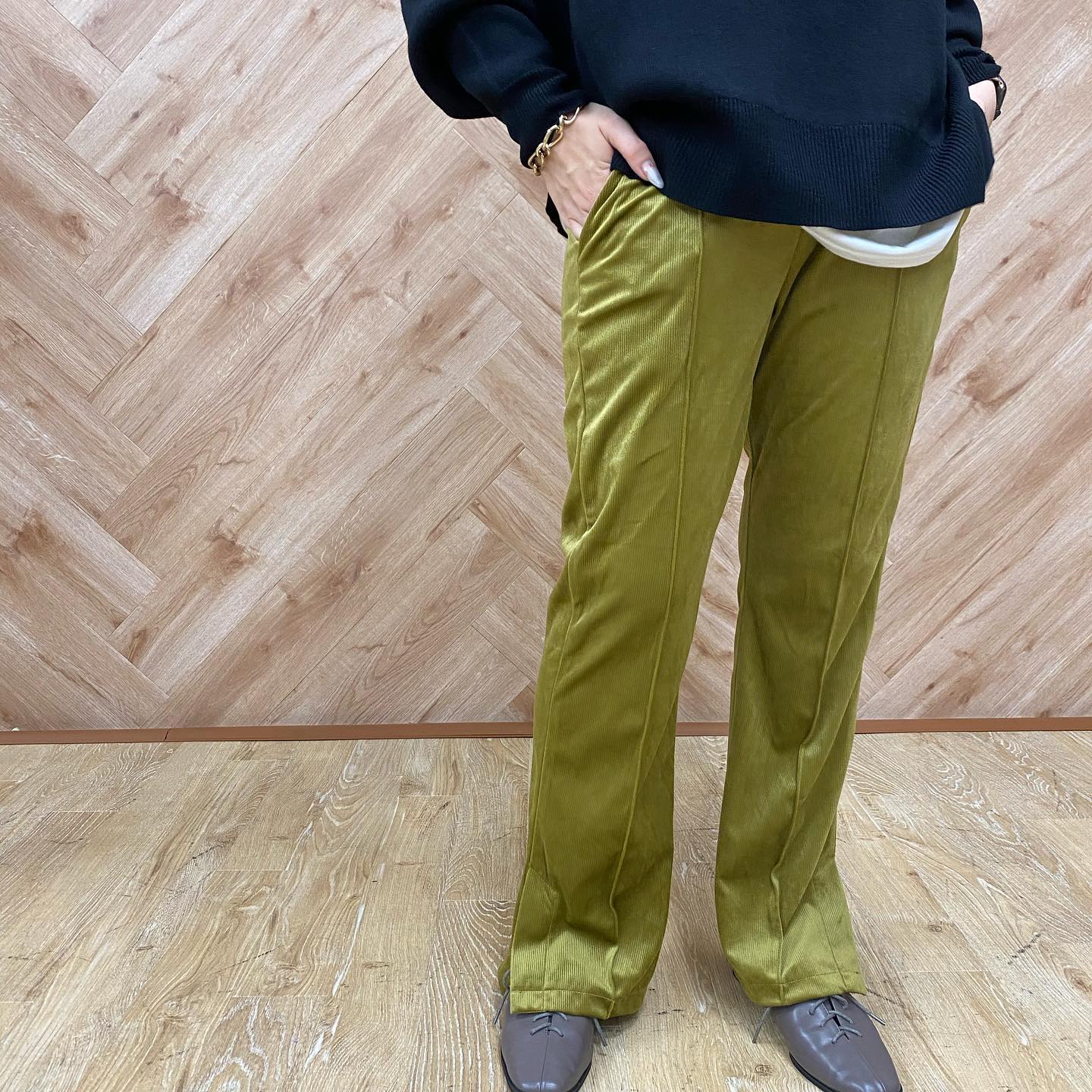 .【new color】﻿﻿﻿?RF036632C001 細ｺｰﾙｾﾐﾌﾚｱPT▷¥2,900+tax﻿(店舗今週入荷.オンライン近日入荷予定)﻿﻿∥color∥﻿ green#retrogirl_ootd#レトロガール#レトロガールコーデ#トレンドファッション#プチプラコーデ#コーデュロイ #コーデュロイパンツ#セミフレア #バケットハット #レイヤードコーデ#レースアップシューズ#秋コーデ #新色レトロガールアナザー・リブラ アリオ 西新井店@3iiiuuu8  もっちー　157㎝
