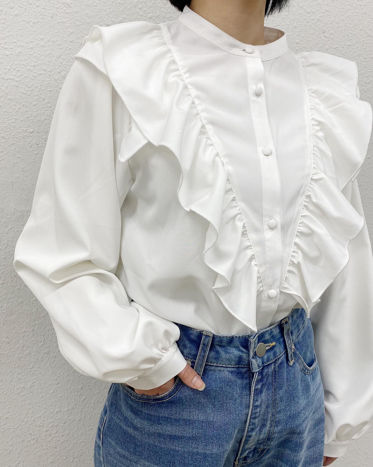 【New arrival】?RP237523T002Vﾌﾘﾙﾌﾞﾗｳｽ▷¥3,190（税込）(店舗今週入荷.ｵﾝﾗｲﾝ近日入荷)∥color∥white / checkyellow / check black#retrogirl_ootd#レトロガール#レトロガールコーデ#トレンドファッション#プチプラコーデ #春カラー　#春コーデ　#フリルブラウス　#ブラウス　#ブラウスコーデ
