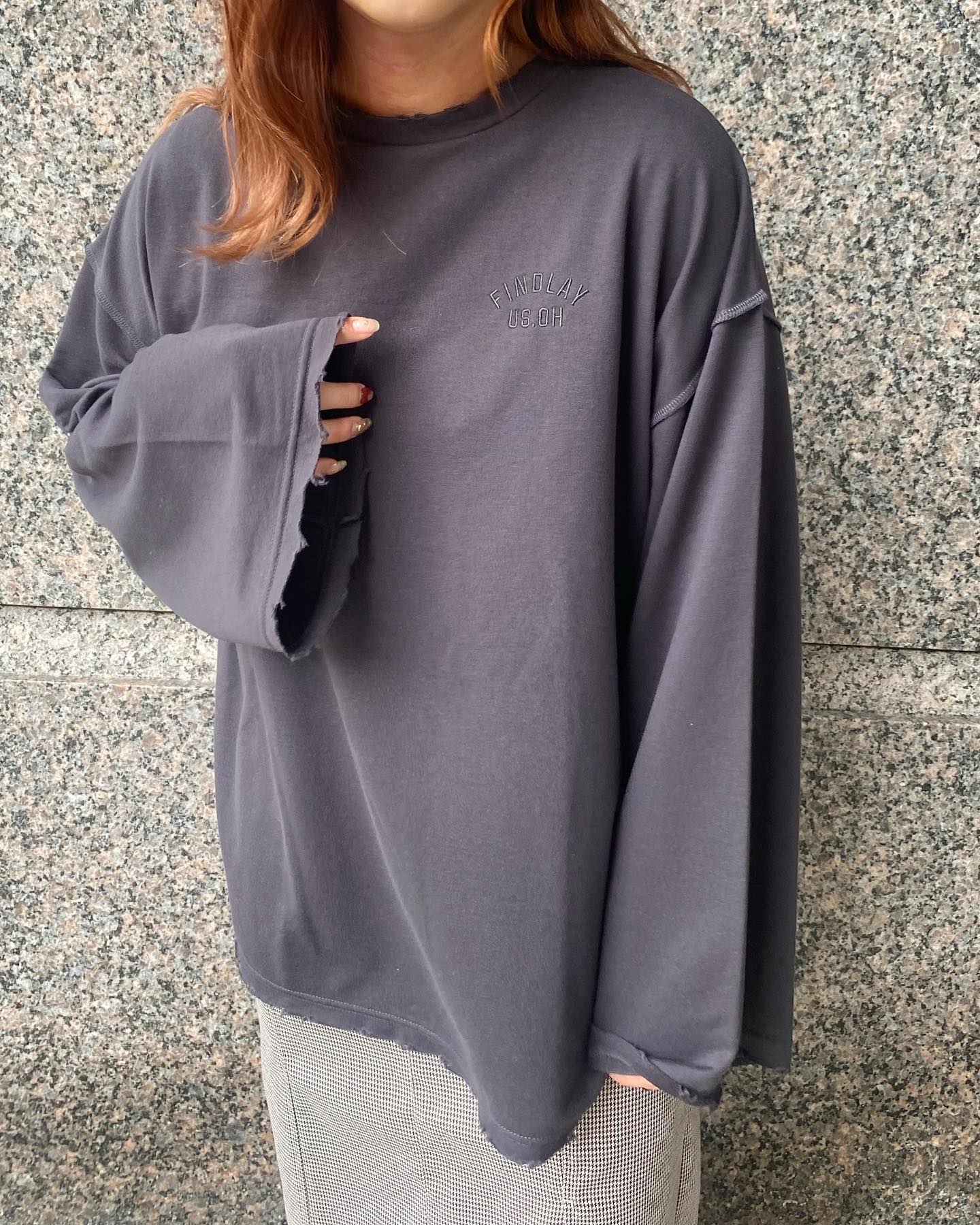 【new arrival】⁡?RF257111T002ｶｯﾄｵﾌ裏毛BIGﾌﾟﾙｵｰﾊﾞｰ▷¥3,190(税込)(店舗今週入荷.ｵﾝﾗｲﾝ近日入荷)white / green / black#retrogirl_ootd #レトロガール #レトロガールコーデ #プチプラアイテム #プチプラファッション #プチプラコーデ  #秋アイテム　#秋カラー　#ロゴTee #プルオーバー #カットオフ