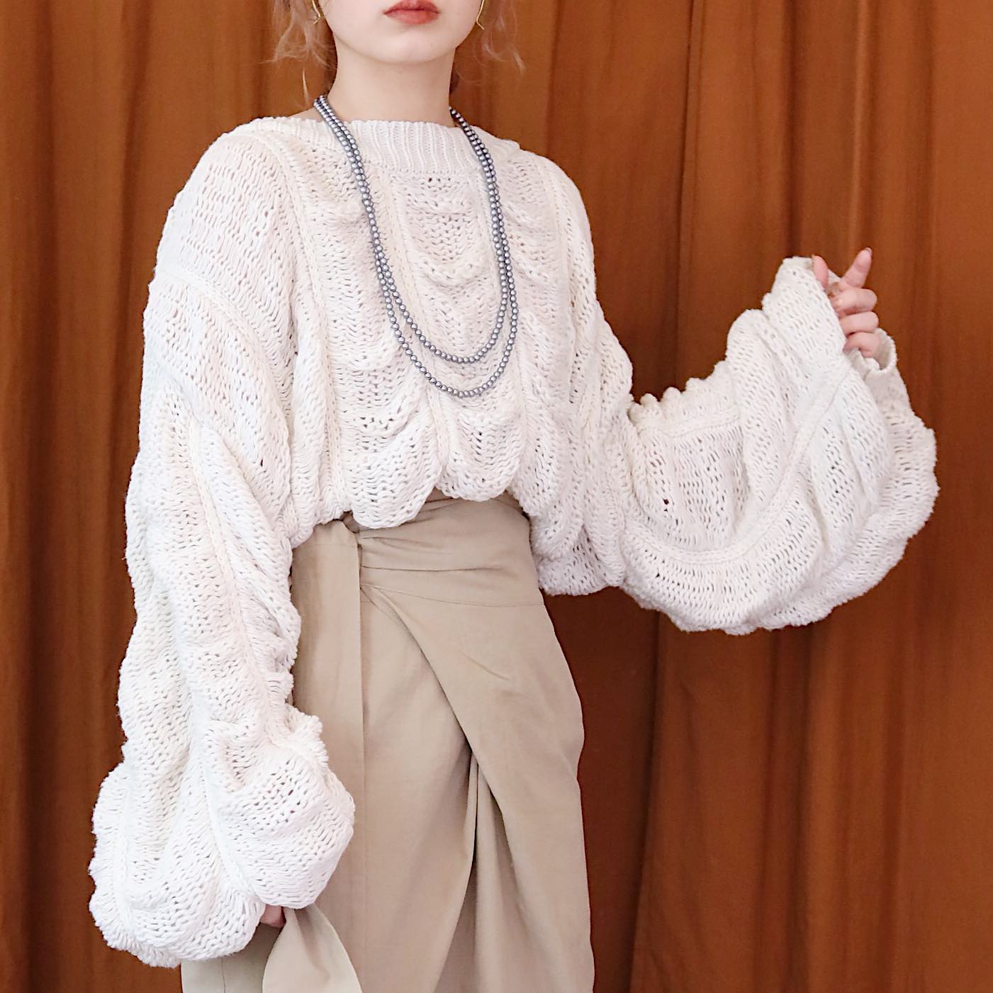 .﻿﻿﻿︎shirring loose knit﻿ ¥4,950﻿﻿﻿︎wrap skirt﻿ ¥4,950﻿﻿﻿今週店舗入荷します♡﻿﻿﻿﻿﻿﻿﻿#ur_melty #ユアメルティ﻿#ニット #knit #カラーニット #ニットコーデ﻿#デザインニット #デザインニットコーデ﻿#ラップスカート #ラップスカートコーデ﻿#パールロングネックレス#春コーデ #韓国ファッション #韓国風﻿#오오티디 #데일리룩 #패션 #패션스타그램 #옷스타그램﻿#일본패션 #유아멜티 #코디 #코디스타그램