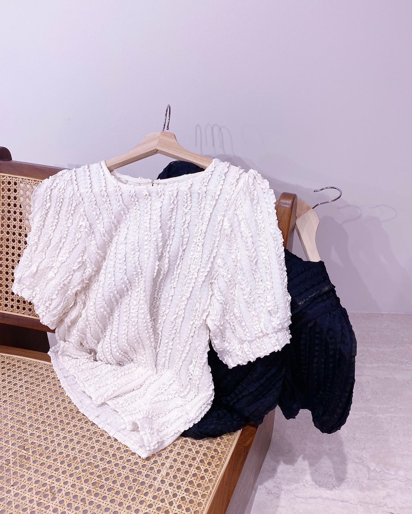 " coming soon... "⁡⁡︎フリルライントップス ¥2,970⁡ coming soon …⁡⁡⁡ ⁡ ⁡⁡ #urmelty #ユアメルティ #フリルトップス #フリルアイテム #フリルデザイントップス #デザイントップス #フリルトップスコーデ #デニム #デニムコーデ #春デニム #春デニムコーデ #ブラックコーデ #ホワイトコーデ #ガーリーコーデ #ガーリーアイテム #カジュアルコーデ #カジュアルアイテム #春アイテム #春コーデ #韓国っぽ #韓国っぽコーデ #韓国ファッション #韓国風 #コリヨジャ #オトジョ #大人女子 #オトジョコーデ