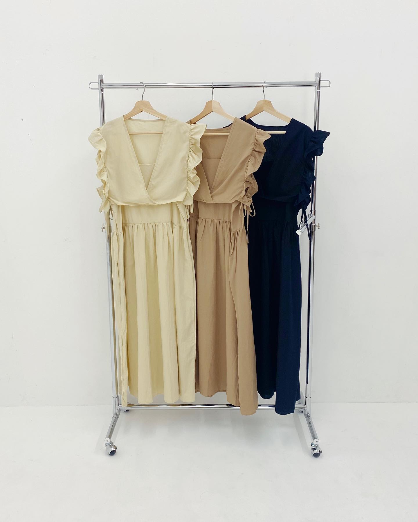 " coming soon... "⁡︎フリルノースリワンピ ¥5,390⁡袖のフリルがポイント?⁡⁡取り扱い店舗に今週末より入荷予定です。お楽しみに…♡⁡⁡⁡ ⁡⁡⁡ #urmelty #ユアメルティ #ワンピース #フリルワンピース #カラーワンピース #ノースリワンピース #ワンピースコーデ #フリルワンピースコーデ #カラーワンピースコーデ #ノースリワンピースコーデ  #ガーリーコーデ #ガーリーアイテム #カジュアルコーデ #カジュアルアイテム #夏アイテム #夏コーデ #韓国っぽ #韓国っぽコーデ #韓国ファッション #韓国風 #コリヨジャ #オトジョ #大人女子 #オトジョコーデ