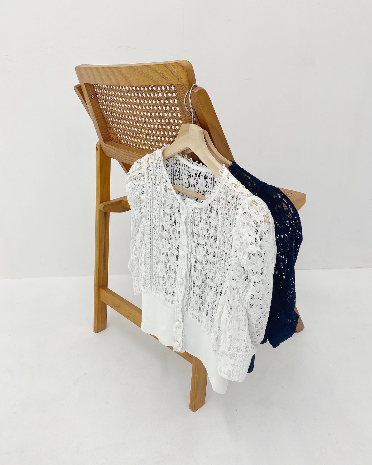 " restock "⁡現在取り扱い店舗で完売している⁡︎レースパワショルブラウス ¥3,850⁡再入荷準備しております。お楽しみに…♡⁡⁡⁡⁡  ⁡⁡⁡ #urmelty #ユアメルティ #ブラウス #レースブラウス #パワショルブラウス #レースブラウスコーデ #パワショルブラウスコーデ #ブラウスコーデ #デニム #デニムパンツ #デザインデニム #フリンジデニム  #デニムコーデ #フリンジデニムコーデ #デザインデニムコーデ  #カジュアルコーデ #ガーリーコーデ #ガーリーアイテム #夏アイテム #夏コーデ #韓国っぽ #韓国っぽコーデ #韓国ファッション #韓国風 #コリヨジャ #オトジョ #大人女子 #オトジョコーデ