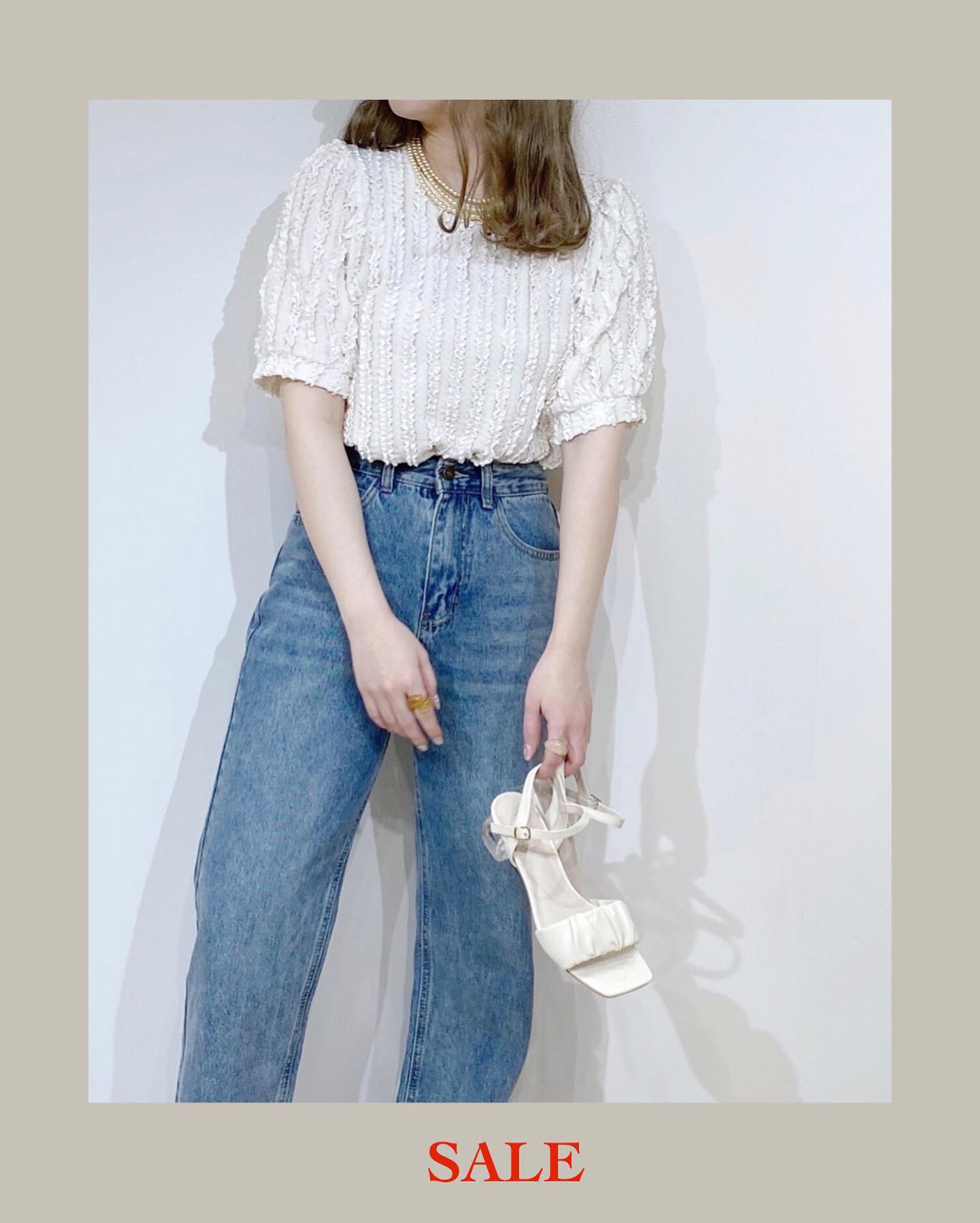 summer SALE ?⁡︎フリルライントップス ¥2,970 → ¥2,090 (店舗限定価格)⁡⁡人気アイテムになりますのでお早めに取り扱い店舗ご覧下さいませ。⁡⁡⁡⁡⁡⁡⁡ #urmelty #ユアメルティ #フリルトップス #フリルアイテム #フリルデザイントップス #デザイントップス #フリルトップスコーデ #デニム #デニムコーデ #ブラックコーデ #ホワイトコーデ #ガーリーコーデ #ガーリーアイテム #カジュアルコーデ #カジュアルアイテム #夏アイテム #夏コーデ #韓国っぽ #韓国っぽコーデ #韓国ファッション #韓国風 #コリヨジャ #オトジョ #大人女子 #オトジョコーデ