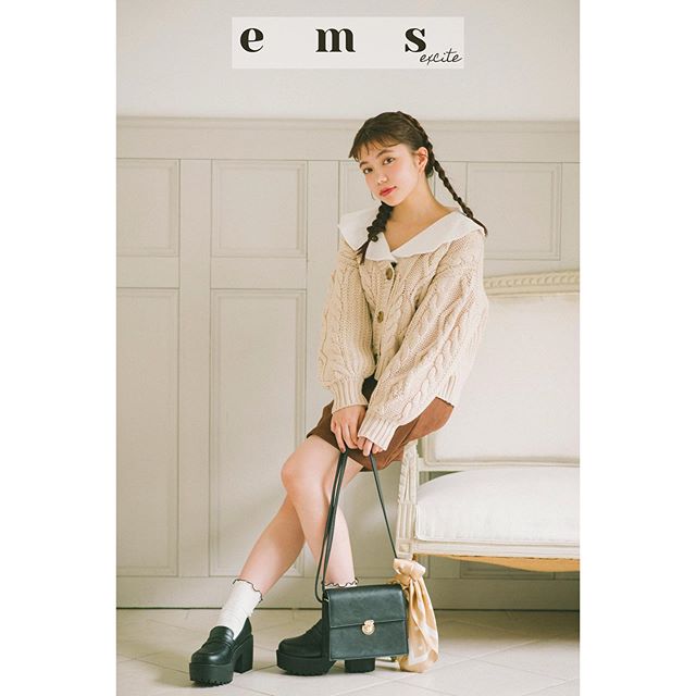 ﻿♢new styling♢﻿﻿﻿EW980012C002﻿ローゲージニットカーデ﻿¥2,900+tax﻿（9月中旬入荷）﻿﻿EM9S0223C001﻿セーラー襟ブラウス﻿¥2,500+tax﻿﻿EF980031C100﻿スエードポンチ台形スカート﻿￥2,300+tax﻿（9月上旬入荷）﻿﻿EF956541C0010﻿ドット柄スカーフ﻿¥500+tax﻿﻿EF955242C002﻿厚底コインローファー﻿¥2,900+tax﻿﻿EF942543C000﻿ヴィンテージライクショルダー﻿¥2,900+tax﻿﻿﻿﻿﻿﻿﻿﻿﻿﻿﻿﻿﻿﻿#emsexcite #エムズエキサイト﻿#ems #エムズ﻿#emsexcite好きと繋がりたい #お洒落さんと繋がりたい #プチプラ #プチプラコーデ #おしゃれさんと繋がりたい #スタイリスト #スタイリスト #雑誌 #モデル #撮影 #可愛い #大人ガーリー #大人カジュアル #着まわしコーデ #レース #フリル #秋コーデ