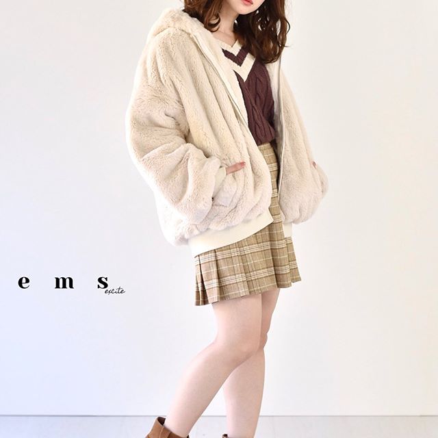 ︎﻿ファーでパーカーなんて﻿最強に可愛いアイテム﻿---------------------------------EW956621D002﻿フェイクファーパーカーブルゾン﻿¥4900+tax﻿﻿﻿﻿﻿﻿﻿﻿﻿﻿﻿﻿﻿﻿﻿﻿﻿﻿#emsexcite #エムズエキサイト﻿#ems #エムズ #emsexciteコーデ﻿#emsexcite好きと繋がりたい #お洒落さんと繋がりたい #プチプラ #プチプラコーデ  #可愛い #量産型 #量産型コーデ #大学生 #高校生 #量産型オタク#大人ガーリー #大人カジュアル #着まわしコーデ #ピンク大好き  #ガーリー #エムズエキサイトコーデ #エムズコーデ #emsコーデ