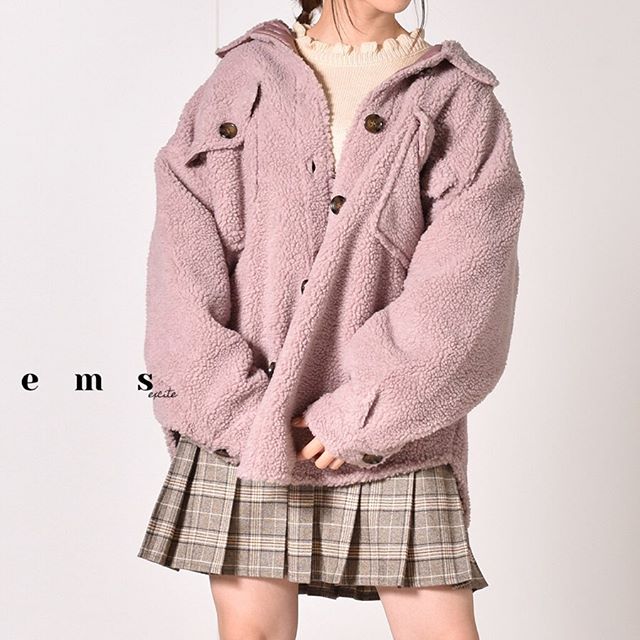 ︎﻿ボアもピンクなら可愛さ倍増﻿-----------------------------------﻿EW980021D002﻿ボアBIGジャケット﻿¥3900+tax﻿﻿EW956731D002﻿起毛ミニプリーツスカート﻿¥2300+tax﻿﻿﻿﻿﻿﻿﻿﻿﻿﻿﻿﻿#emsexcite #エムズエキサイト﻿#ems #エムズ #emsexciteコーデ﻿#emsexcite好きと繋がりたい #お洒落さんと繋がりたい #プチプラ #プチプラコーデ  #可愛い #量産型 #量産型コーデ #大学生 #高校生 #量産型オタク #大人ガーリー #大人カジュアル #着まわしコーデ #ピンク大好き  #ガーリー #エムズエキサイトコーデ #エムズコーデ #emsコーデ