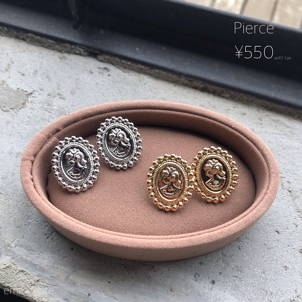 ︎普段使いにもぴったりなピアス!————————————————EA056544B110ピアス¥550 with tax#emsexcite #エムズエキサイト#emsexciteコーデ #ピアス#アクセサリー #ゴールド #シルバー