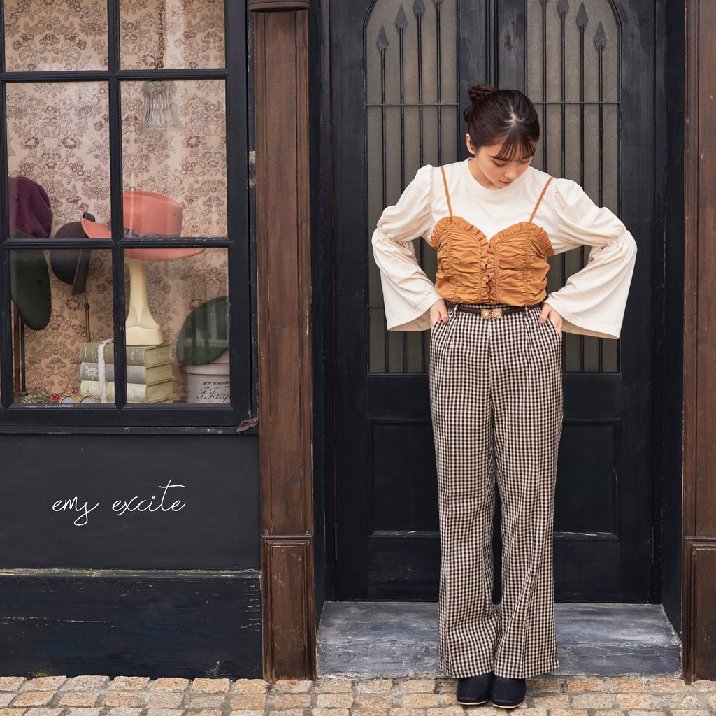 ︎﻿2020 Autumn Collection﻿﻿﻿﻿EF037811C001﻿シャーリングキャミ＋袖フレアset﻿¥3,190 with tax ﻿﻿EA056541G103﻿パール付スライドベルト﻿¥1,430 with tax ﻿﻿EF042132T001﻿セミフレアパンツ﻿¥2,530 with tax  9月上旬﻿﻿﻿﻿﻿﻿#emsexcite #エムズエキサイト﻿#emsexcite2020autumn﻿#autumn #新作 #秋物