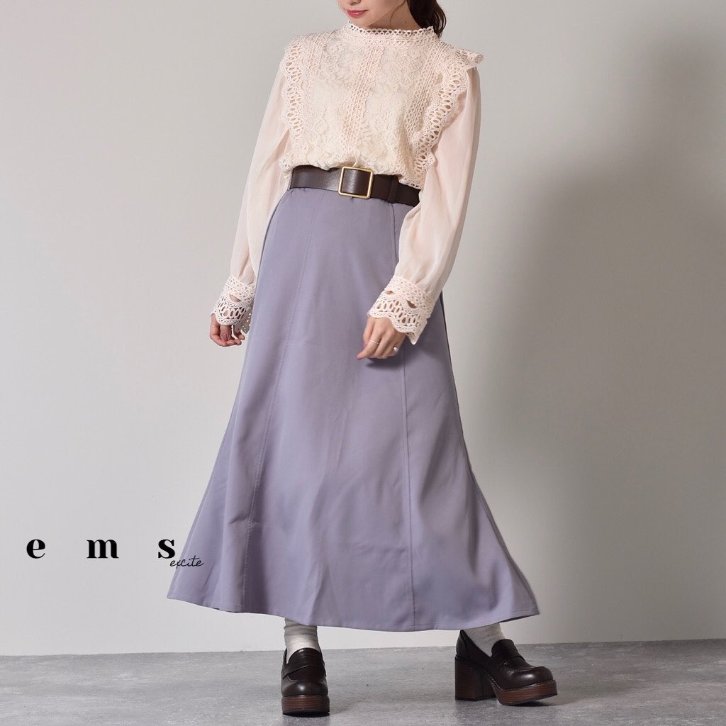 ︎﻿大ぶりなレースと袖の透け感が絶妙?﻿デニムと合わせてカジュアルダウンさせるのもオススメ﻿————————————————﻿EF055823G001﻿袖シフォンレースブラウス﻿¥2750with tax﻿﻿﻿﻿﻿﻿﻿﻿#emsexcite #エムズエキサイト﻿#emsexciteコーデ #レース#ブラウス﻿#秋物 #新作