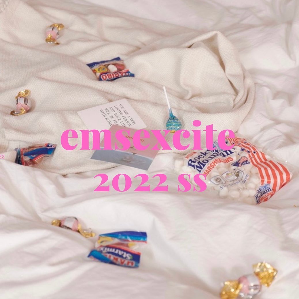 emsexcite 2022 spring⁡#emsexcite#emsexciteコーデ#ootd#code#visual#2022ss#エムズエキサイト#プリーツトレンチコート#トレンチコート#トレンチワンピ#ボウタイブラウス#ニットベスト#プリーツスカート#襟ブラウス#セーラー襟#スウェットコーデ#ショートパンツ#厚底#タイダイ柄#ストライプシャツ#デニムコーデ#カラーコーデ#マーメイドスカート#シャツワンピース#カジュアルコーデ#プチプラコーデ#参戦服#ガーリーコーデ#海外ガール#フレンチガーリー