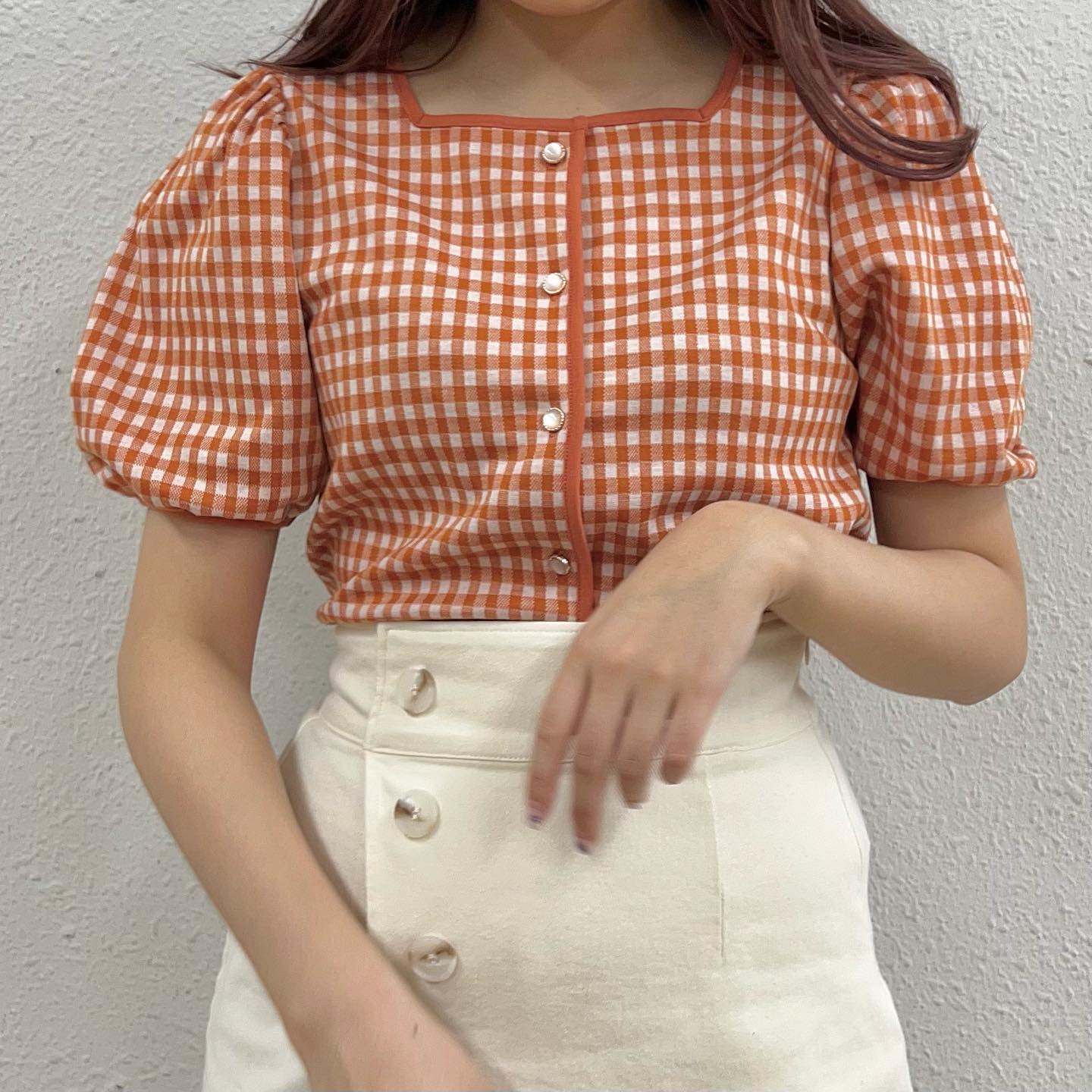♡今週店頭入荷の新作カットソースクエアネックでデコルテもすっきりと見えます??————————————————EL241511T002スクエアギンガムカットソー¥2530 with tax⁡⁡#emsexcite #エムズエキサイト#emsexciteコーデ#ootd#code#夏服#プチプラ#プチプラコーデ#夏コーデ#新作#人気アイテム#ギンガム#ギンガムチェック#チェック柄#カーデ#オレンジコーデ#グリーンコーデ#カットソー#オソロコーデ#韓国コーデ#韓国ファッション#きょこ#量産型#ライブ参戦#カラーコーデ#トレンドファッション#参戦服⁡
