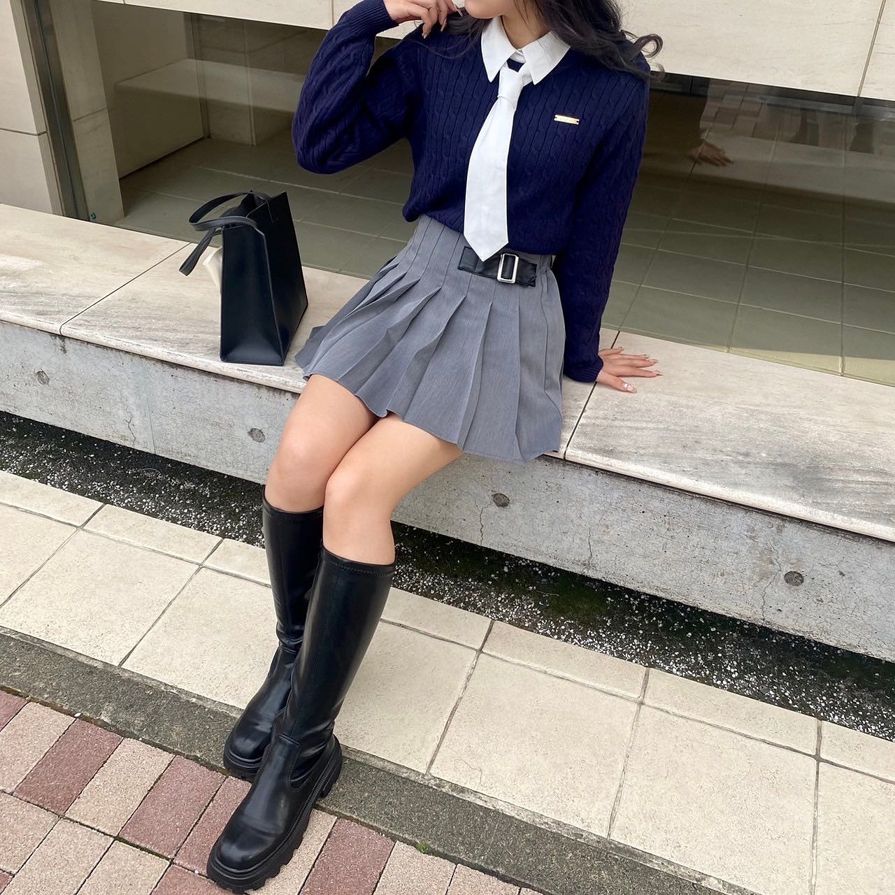 ? NEW ARRIVAL ?⁡⁡♡EA480031T004サイドベルトプリーツスカート　¥3,190（税込）⁡【 color 】⁡écru . black . gray⁡エムズ大人気のプリーツスカートに新作が登場♡⁡今回はサイドにベルトがついていてデザイン性抜群のアイテム?⁡ベルトがついているのでインスタイルがおすすめのスタイリングです⁡⁡店舗今週入荷オンライン近日入荷#emsexcite #エムズエキサイト #emsexciteコーデ#秋コーデ #冬コーデ #秋冬アイテム#パール #パール付きカーデ #カーディガン #カーディガンコーデ#カーデ #チュール #チュールカーデ #高見えコーデ #プチプラ高見えコーデ #高見えファッション#大人ガーリー #大人ガーリーコーデ #フレンチガーリー #ガーリーファッション #ガーリーコーデ#トレンドファッション #トレンドコーデ #トレンドアイテム