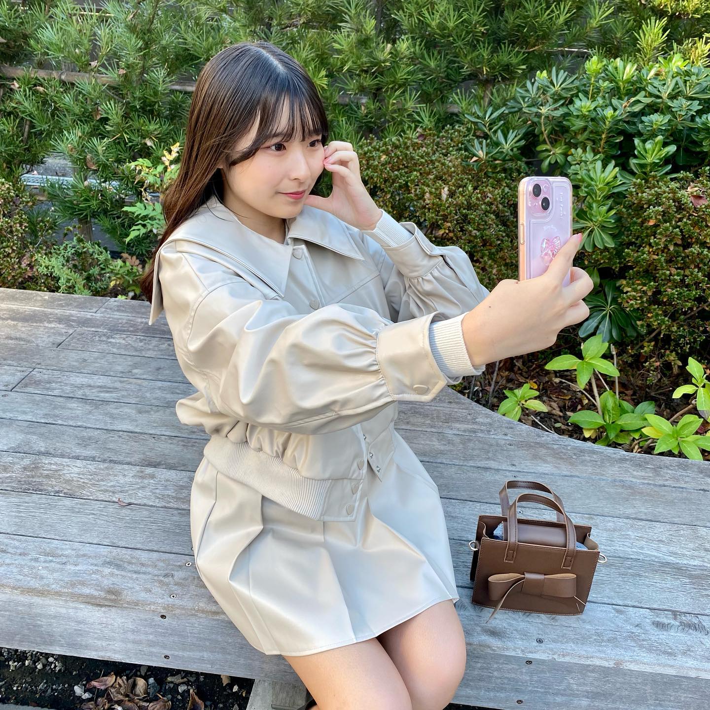 ? NEW ARRIVAL ?⁡⁡♡EA456231T001フェイクレザープリーツミニスカート¥3,190（税込）⁡【 color 】⁡beige . black⁡大人気のプリーツスカートにレザー素材の新作が入荷レザー素材が大人っぽいデザインですが、ミニ丈で甘辛ガーリーにコーデをしめてくれます?⁡レザーブルゾンとセットアップで着用するのもおすすめです?⁡⁡店舗今週入荷オンライン近日入荷⁡⁡#emsexcite #エムズエキサイト #emsexciteコーデ #フェイクレザー　#レザースカート　#プリーツスカート　#ミニスカート　#セットアップ#高見えコーデ #プチプラ高見えコーデ #高見えファッション#大人ガーリー #大人ガーリーコーデ #フレンチガーリー #ガーリーファッション #ガーリーコーデ#トレンドファッション #トレンドコーデ #トレンドアイテム