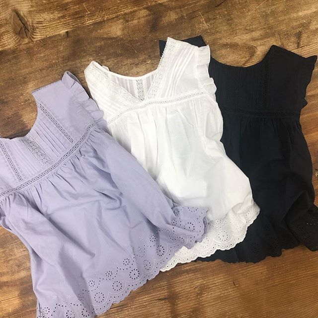 .【new arrival】.?RE980023A0202wayスカラップBL▷¥2,900+tax(店舗入荷中).∥color∥ purple / white / D-grey..#retrogirl#newarrival#fashion#spring#tops#blouse#レトロガール#カジュアル#カジュアルアイテム#プチプラ#プチプラアイテム#プチプラファッション#プチプラコーデ#ブラウス#スカラップブラウス