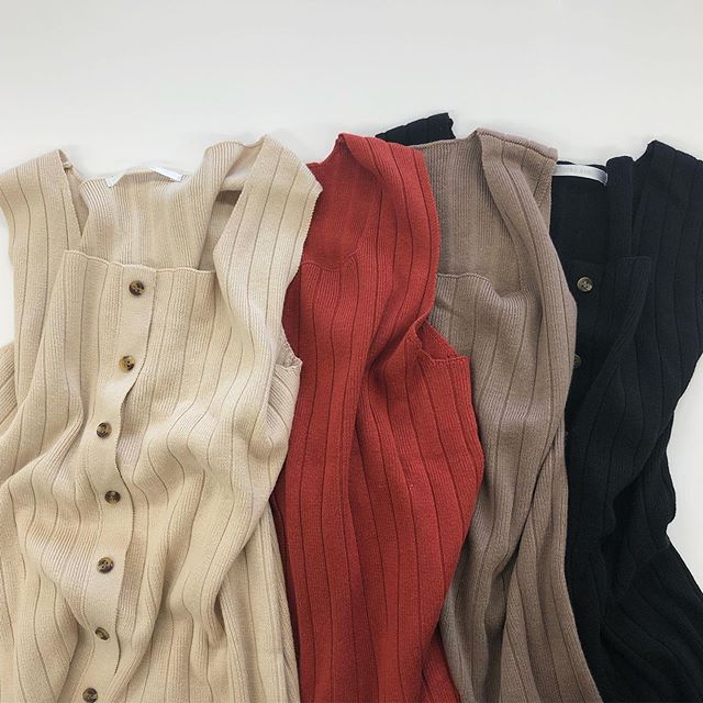 .【new arrival】.?RE980012B013ワイドリブニットタンク▷¥2,300+tax(今日.明日店舗入荷).∥color∥ ivory / red / moca / black..#retrogirl#newarrival#fashion#summer#tops#tanktop#レトロガール#カジュアル#カジュアルアイテム#プチプラ#プチプラアイテム#プチプラファッション#プチプラコーデ#ニットタンク