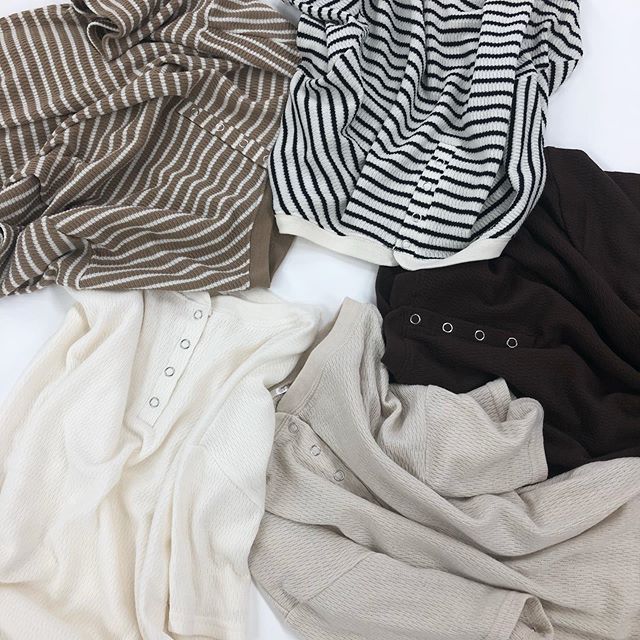 .【new arrival】.?RE980011B014ハニカムヘンリーTee▷¥1,900+tax(店舗入荷中).∥color∥ white / beige / brown / w-border / b-border..#retrogirl#newarrival#fashion#summer#tops#レトロガール#カジュアル#カジュアルアイテム#プチプラ#プチプラアイテム#プチプラファッション#プチプラコーデ#ヘンリーtシャツ#ヘンリーt#ハニカムt