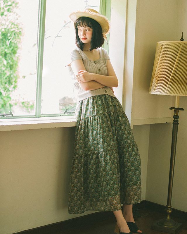 .【Recommended styling】.?RE980012B015リブニットビスチェ▷¥1,900+tax.?RF9P0131C001花柄ティアードSK▷¥2,900+tax.?RE9S0145B010リボンカンカン帽▷¥2,900+tax..すべて店舗に入荷しております..#retrogirl#newarrival#fashion#autumn#レトロガール#カジュアル#カジュアルアイテム#プチプラ#プチプラアイテム#プチプラファッション#プチプラコーデ