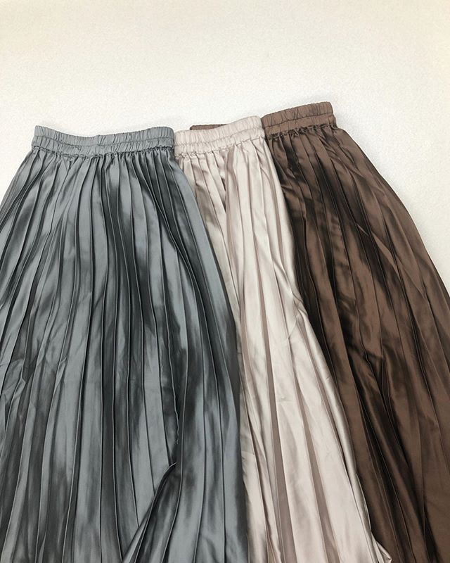 New Arrival Ru0p0131d000 サテンプリーツsk 2 900 Tax 一部店舗入荷中 ルミネ池袋店 梅田ヘップファイブ店近鉄パッセ店 ルミネ大宮店 ルミネエスト店 他店舗今週入荷予定 Color Gray White Brown Retrogirl Newarrival Fashion Winter Pleatsskirt New Arrival Ru0p0131d000 サテンプリーツsk 2 900 Tax 一部店舗入荷中 ルミネ池袋店 梅田ヘップファイブ店近鉄パッセ店 ルミネ大宮店 ルミネエスト店 他店舗今週入荷予定 Color Gray White Brown Retrogirl Newarrival Fashion Winter Pleatsskirt