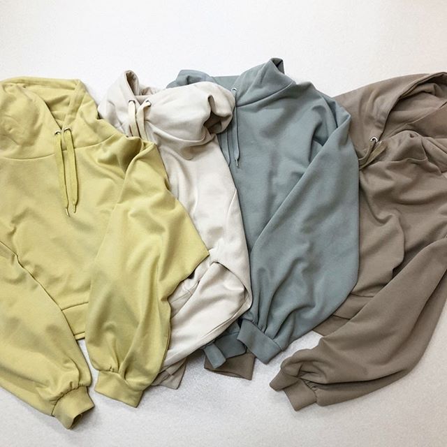.【new arrival】.?RP056411A002 ポンチショートフーディー▷¥1,900+tax(今週店舗入荷).∥color∥yellow / white / green / brown..#retrogirl#newarrival#fashion#springfashion#レトロガール#カジュアル#カジュアルアイテム#プチプラ#プチプラアイテム#プチプラファッション#プチプラコーデ#ポンチフーディー#フーディーコーデ