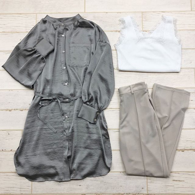 .﻿【#レトロガールでおうち時間 コーデ】﻿﻿﻿?RP080021D011﻿ サテンチュニックSH﻿▷¥2,900+tax﻿﻿?RP080011A012﻿ 2WAYレースタンク﻿▷¥1,300+tax﻿﻿?RP0P0132A0002﻿ セミフレアPT﻿▷¥2,300+tax﻿﻿﻿皆様も #レトロガールでおうち時間 で﻿可愛いお写真を投稿して下さい﻿﻿﻿#retrogirl#retrogirl2020ss﻿#レトロガール#レトロガールコーデ﻿#フォトtシャツ#フォトプリントtシャツ