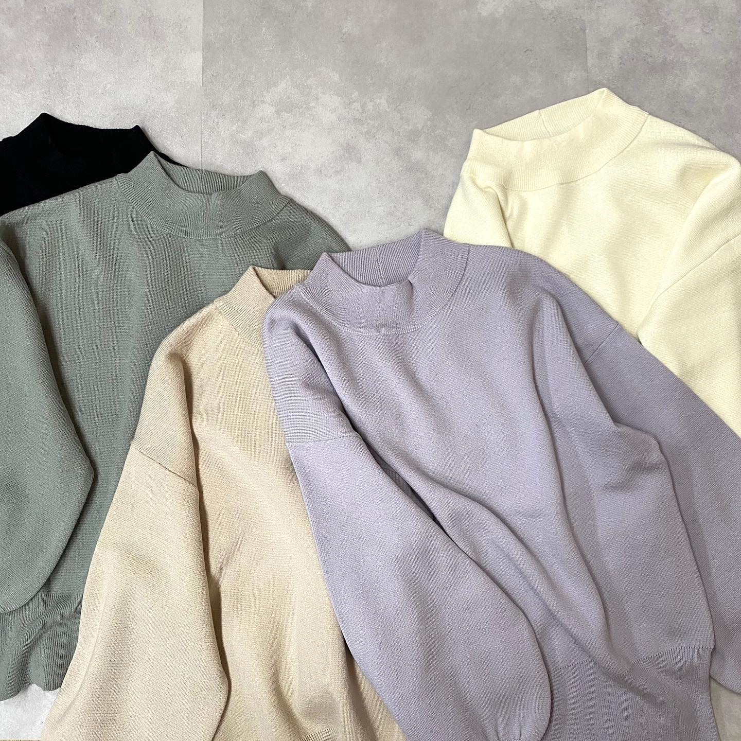 .【new arrival】﻿﻿﻿?RW080012B004 ﾐﾗﾉﾘﾌﾞHNﾆｯﾄ▷¥2,300+tax﻿﻿﻿∥color∥﻿ white / beige / L purple / L green / blackｼﾝﾌﾟﾙでﾓﾁﾓﾁ、ｶﾗﾊﾞﾘもかわいいﾆｯﾄﾎﾞﾄﾑを見せたい時のｺｰﾃﾞにﾊﾟｽﾃﾙｶﾗｰは春まで◎#retrogirl_ootd#レトロガール#レトロガールコーデ#トレンドファッション#プチプラコーデ#ハイネックニット #ニット#パステル #パステルカラー #秋コーデ #冬コーデ