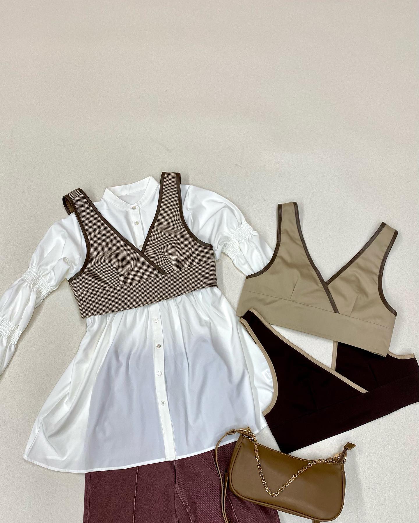 .【new arrival】﻿﻿﻿?RU037523T001  ﾋﾞｽﾁｪSETﾁｭﾆｯｸBL▷¥3,900+tax﻿(店舗今週入荷.オンライン近日入荷予定)﻿﻿∥color∥﻿ check / D brown / beige #retrogirl_ootd#レトロガール#レトロガールコーデ#トレンドファッション#プチプラコーデ#チュニック #ビスチェ#パイピング #パイピングビスチェ#秋コーデ