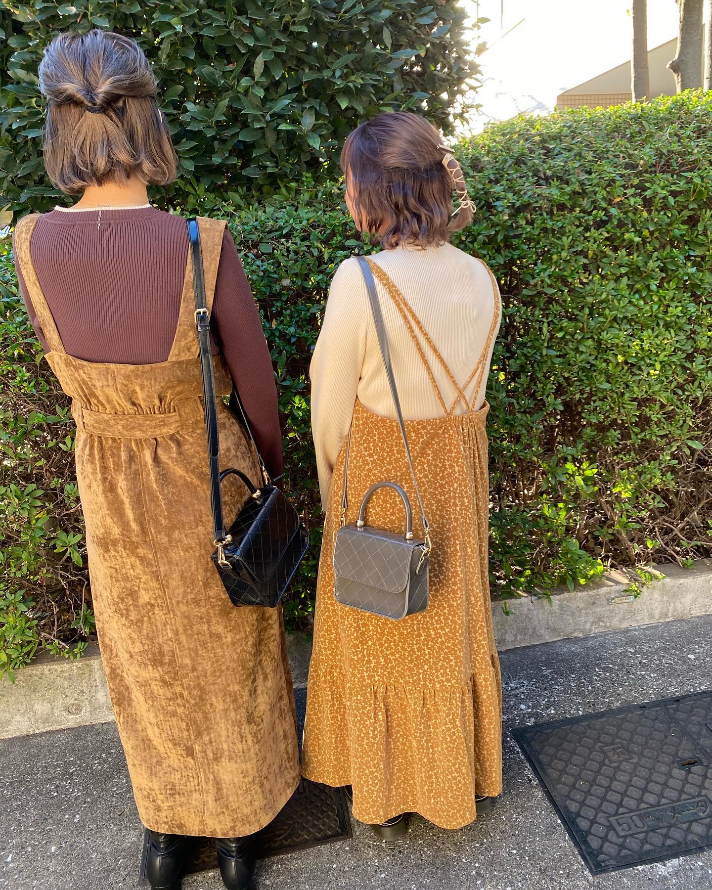 .【new arrival】﻿﻿﻿?RW056431G002 ﾘﾎﾞﾝ別珍JSK▷¥3,500+tax﻿(店舗今週入荷.オンライン近日入荷予定)﻿∥color∥﻿ purple / D brown / blackｽﾄﾚｰﾄ型のｼﾞｬﾝｽｶが入荷大人っぽく着たい方はこっちがおすすめ生地感やｶﾗﾊﾞﾘも大人っぽくご用意しております#retrogirl_ootd#レトロガール #レトロガールコーデ#トレンドファッション #プチプラコーデ#ジャンスカ #スエードジャンスカ#キャミワンピ #袖フレアニット#キルティングバッグ#シミラールック #デートコーデレトロガールアナザー・リブラ アリオ 西新井店@3iiiuuu8  もっちー　157㎝