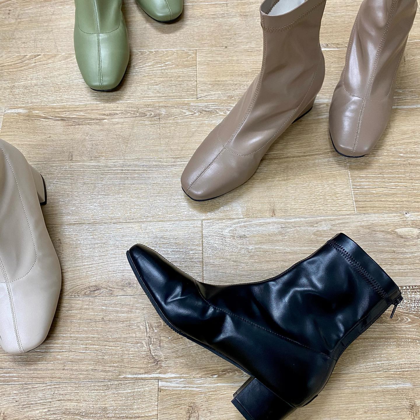 New Arrival Rub002 スクエアストレッチブーツ 3 190 税込 店頭今週入荷中 オンライン近日入荷予定 Color White Brown Black Green Coming Soon 人気のストレッチ型にシンプルなヒールデザインが登場先が長いデザインでよりスタイリッシュに見せてくれます11 13インスタ New Arrival Rub002 スクエアストレッチブーツ 3 190 税込 店頭今週入荷中 オンライン近日入荷予定 Color White Brown Black Green Coming Soon 人気のストレッチ型にシンプルなヒールデザインが登場先が長いデザインでよりスタイリッシュに見せてくれます11 13インスタ