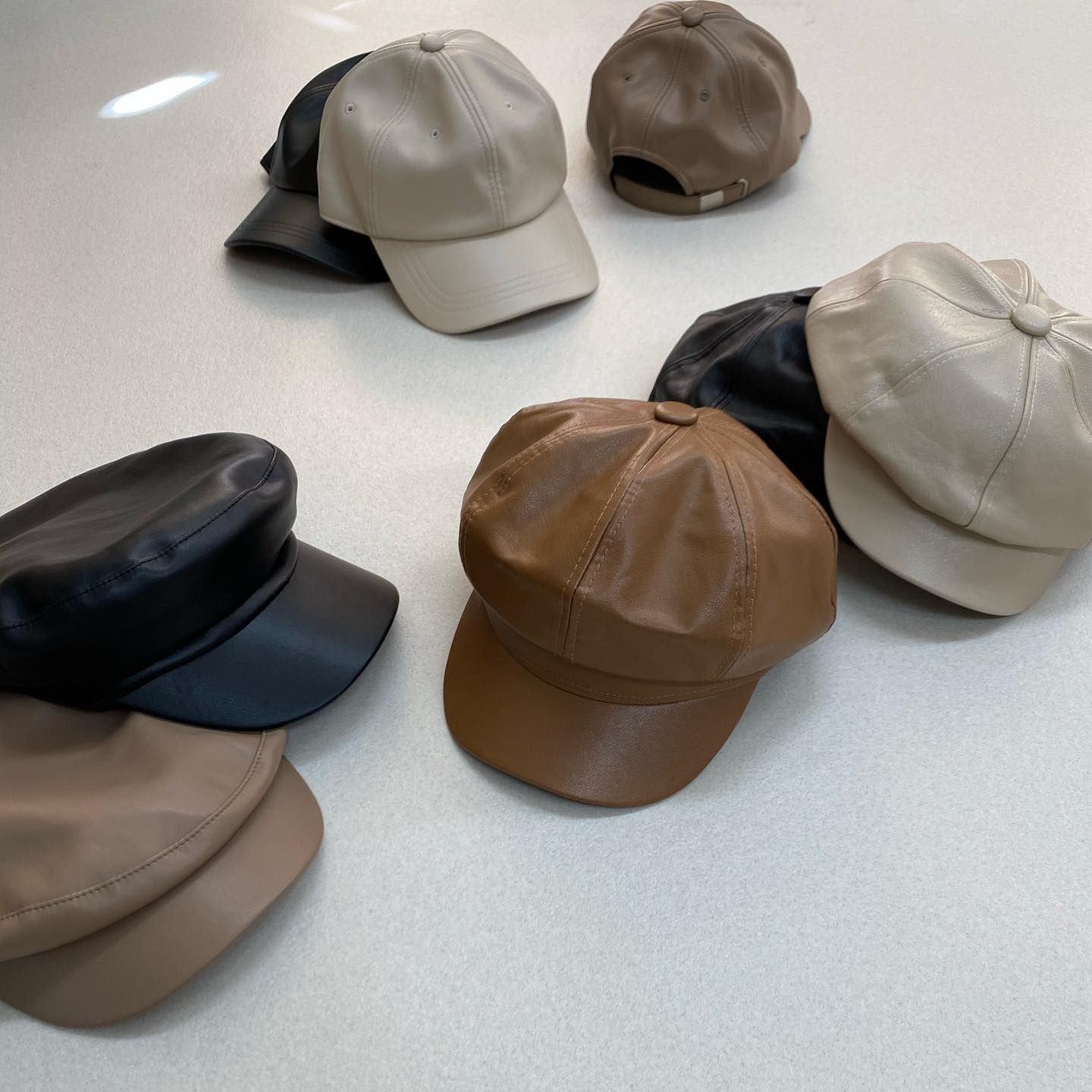 .【new arrival】?CP153645B001ﾚｻﾞｰﾗｲｸﾏﾘﾝｷｬｽｹｯﾄ　?CP153645C001ﾚｻﾞｰﾗｲｸﾛｰｷｬｯﾌﾟ? CP137845B001ﾚｻﾞｰﾗｲｸｷｬｽｹｯﾄ¥2,090→¥1,672(税込)20%OFF1/21(木)〜1/24(日)ｵﾝﾗｲﾝ限定TIME SALE#retrogirl_ootd#レトロガール#レトロガールコーデ#トレンドファッション#プチプラコーデ　#casiTA @casita_official @カシータ#レザー#マリンキャップ #キャスケット #キャップ