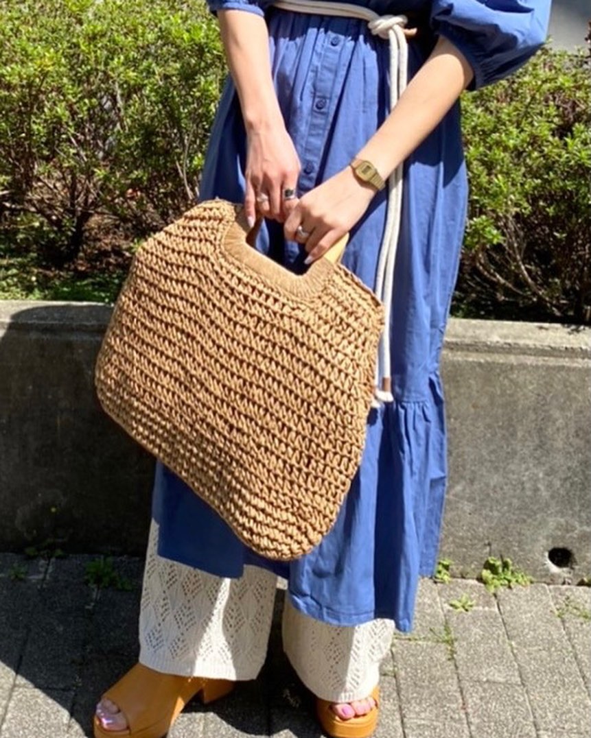 .【New arrival】﻿﻿﻿? RS156443B001 ﾍﾟｰﾊﾟｰﾄｰﾄ▷¥3,190(税込)(店舗今週入荷.オンライン近日入荷) ﻿∥color∥﻿ brown / green / beige#retrogirl_ootd#レトロガール#レトロガールコーデ#トレンドファッション#プチプラコーデ#かごバッグ #夏バッグ #サークルバッグ #夏カラー #夏コーデ #2021ss