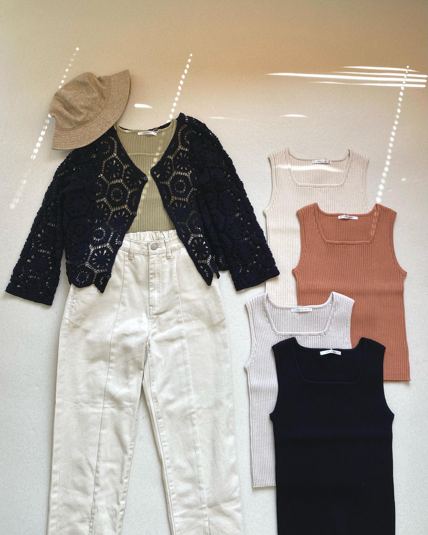 .【New arrival】﻿﻿﻿? RS180012N001 ｽｸｴｱﾘﾌﾞﾆｯﾄﾀﾝｸ▷¥1,650(税込)(店舗今週入荷.オンライン近日入荷) ﻿∥color∥﻿ green / white / orenge / Lgrey / black#retrogirl_ootd#レトロガール#レトロガールコーデ#トレンドファッション#プチプラコーデ#リブニット #ニットタンク #タンクトップ #クロシェ #チュニック #夏カラー #夏コーデ #2021ss