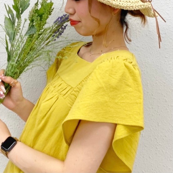 .【New arrival】?﻿ RS156223B001 袖ﾌﾚｱｷﾞｬｻﾞｰﾌﾞﾗｳｽ▷¥2,750(税込)white / yellow / brown / black(店舗入荷. オンライン近日入荷) ? RS032843B001  ｶﾞﾏｸﾞﾁﾚﾀｰﾐﾆBAG▷¥2,750(税込)black / gold / silver(店舗、オンライン入荷) ﻿#retrogirl_ootd#レトロガール#レトロガールコーデ#トレンドファッション#プチプラコーデ#イエロー #袖フレア #ギャザーブラウス #夏ブラウス#レターバック #ミニバッグ #ミニショルダー #ポーチバッグ #夏カラー #夏コーデ #2021ss