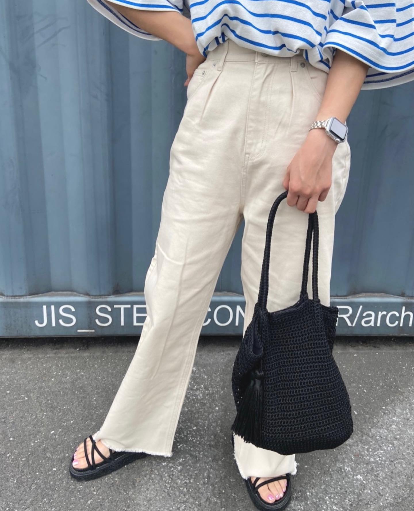 .【New arrival】﻿﻿?RS148743G001 細編みﾀｯｾﾙﾄｰﾄ▷¥3,190(税込)(一部店舗.オンライン近日入荷) ﻿∥color∥﻿ white / brown / black?RS153142B001 ｼｱｰｻﾝﾀﾞﾙ▷¥3,190(税込)(店舗5月下.オンライン予約受付中) ﻿∥color∥﻿ white / Lgrey / black#retrogirl_ootd#レトロガール#レトロガールコーデ#トレンドファッション#プチプラコーデ#タッセル #フリンジ #編みバッグ #サマーバッグ #シアーサンダル #チュールサンダル #クリアヒール #クリアヒールサンダル #ホワイトデニム #プリントtシャツ #夏カラー #夏コーデ #2021ss