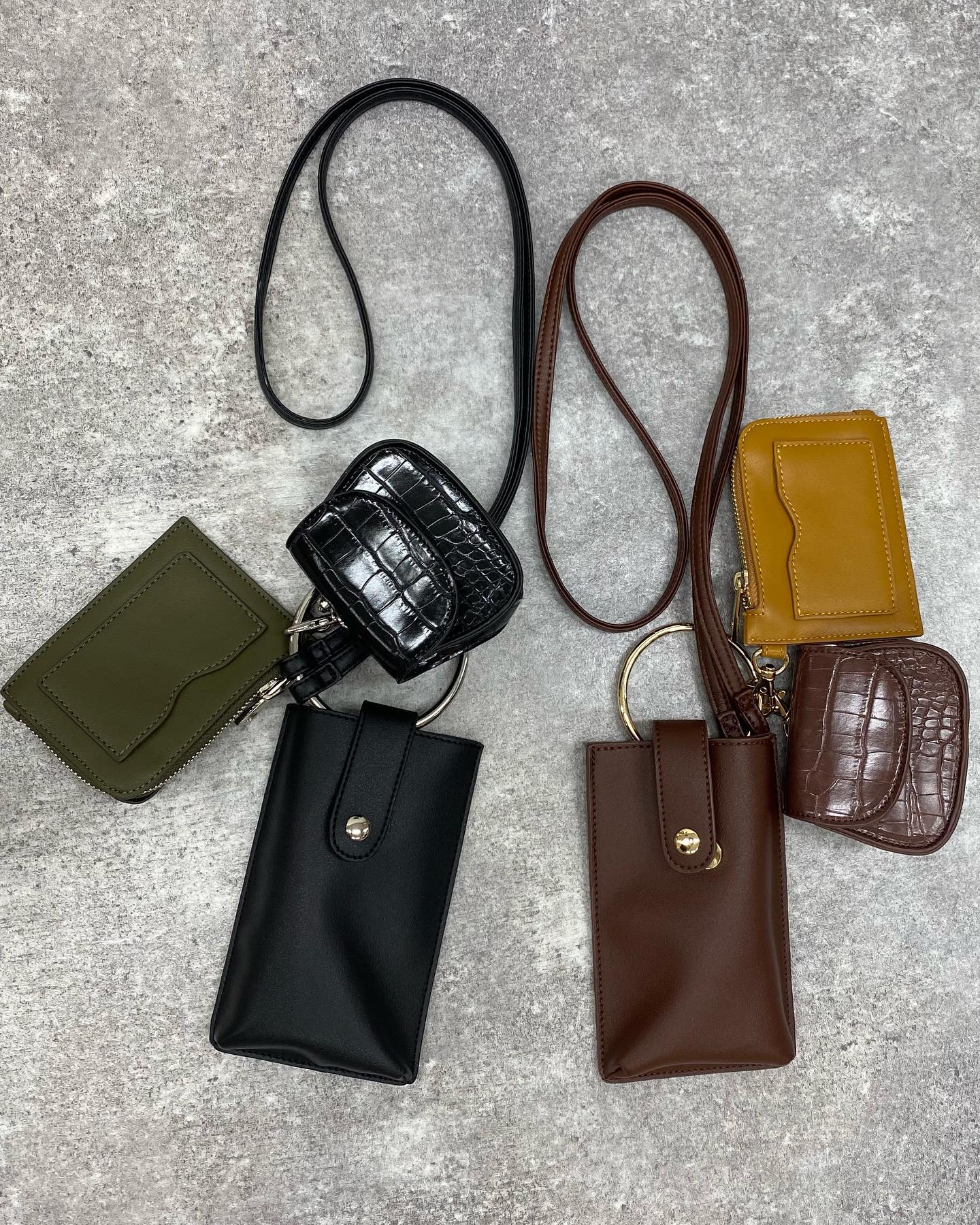 ?RA146143T001setﾐﾆｼｮﾙﾀﾞｰ▷¥3,190(税込)（店舗今週入荷.ｵﾝﾗｲﾝ近日入荷）∥color∥brown / black#retrogirl_ootd#レトロガール#レトロガールコーデ#トレンドファッション#プチプラコーデ#秋カラー #秋コーデ #2021aw#バック　#鞄　#ショルダーバック