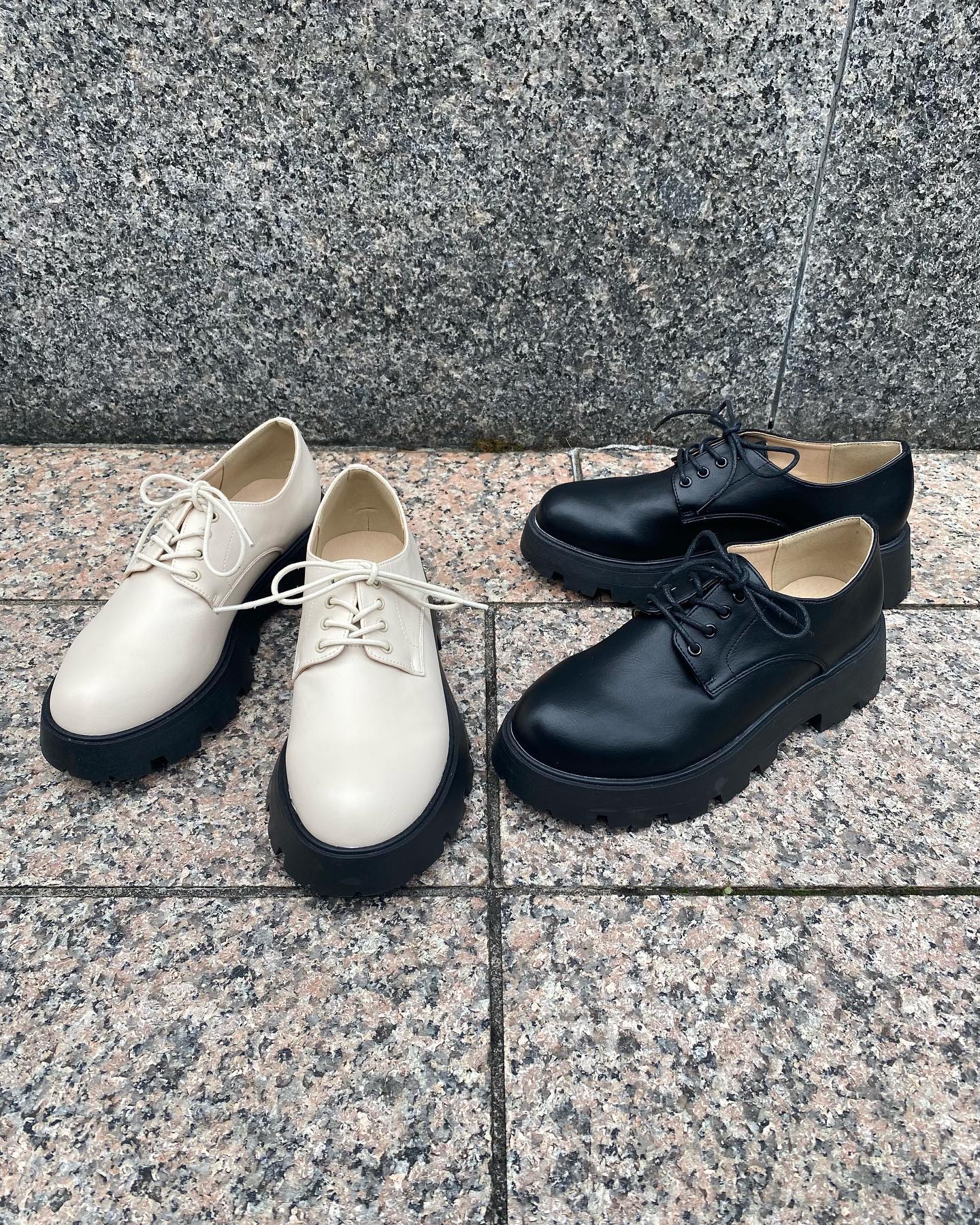 【New arrival】? RA251242S001厚底ﾚｰｽｱｯﾌﾟｼｭｰｽﾞ▷¥3,850(税込)(店舗入荷中.ｵﾝﾗｲﾝ近日入荷)∥color∥white /  black#retrogirl_ootd#レトロガール#レトロガールコーデ#トレンドファッション#プチプラコーデ #春カラー　#春コーデ　#シューズ#厚底 #レースアップシューズ