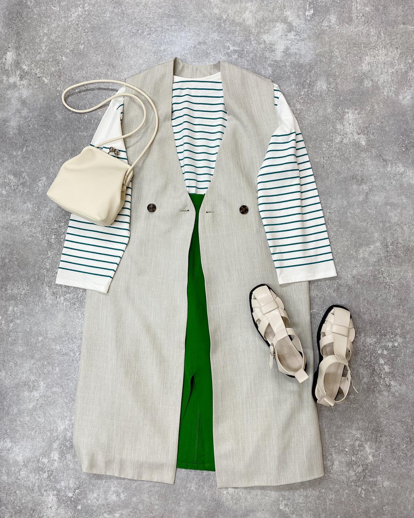 【new arrival】? RP256621T002ﾛﾝｸﾞｼﾞﾚﾍﾞｽﾄ▷¥4,290(税込)(店舗今週入荷.ｵﾝﾗｲﾝ近日入荷)∥color∥white / green / black#retrogirl_ootd #レトロガール #レトロガールコーデ #プチプラアイテム #プチプラファッション #プチプラコーデ #春アイテム #春コーデ #トレンドアイテム #トレンドファッション #カラーコーデ #カラーアイテム #カラーファッション#ロングジレ #ジレコーデ