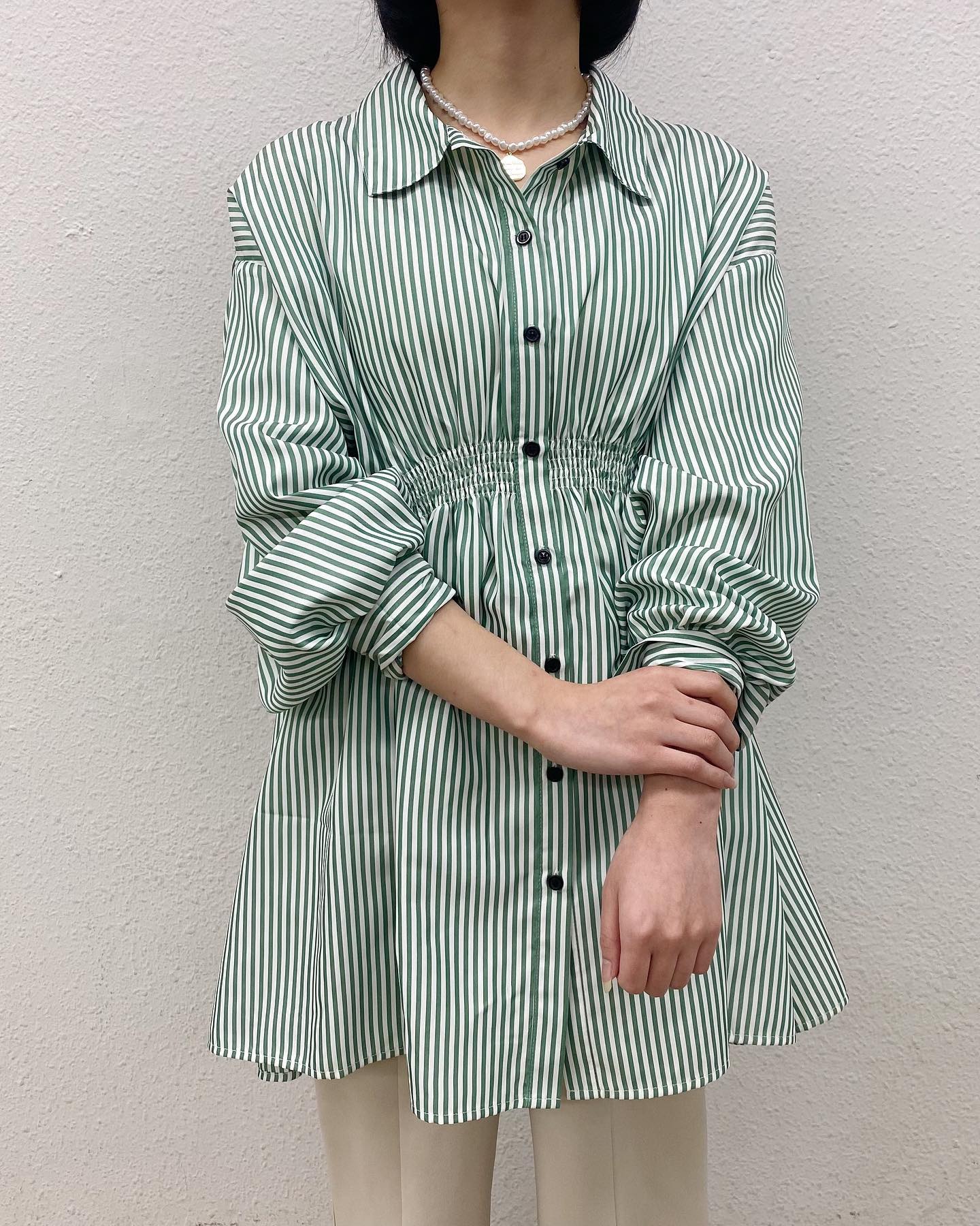 【new arrival】? RP234823S001ﾗﾝﾀﾞﾑｽﾄﾗｲﾌﾟBIGｼｬﾂ▷¥3,190(税込)(店舗入荷中.ｵﾝﾗｲﾝ近日入荷)∥color∥white / green / blue#retrogirl_ootd #レトロガール #レトロガールコーデ #プチプラアイテム #プチプラファッション #プチプラコーデ #春アイテム #春コーデ #トレンドアイテム #トレンドファッション #カラーコーデ #カラーアイテム #カラーファッション#シャツ　#BIGシャツ　#ストライプシャツ