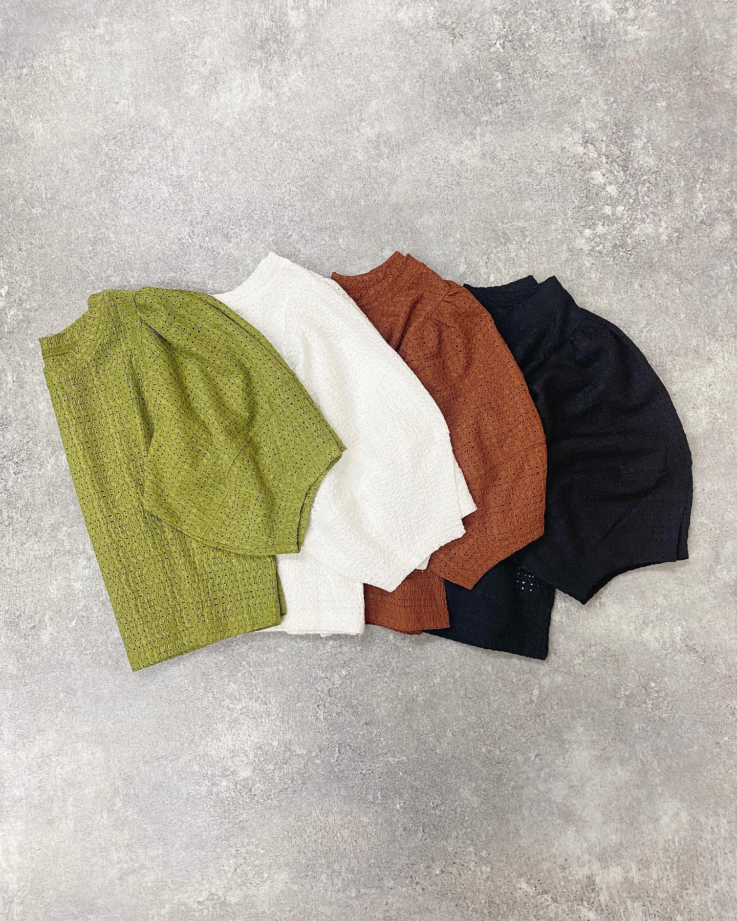 【new arrival】⁡? RE257011B001袖ﾊﾟﾌﾃﾞｻﾞｲﾝTee▷¥2,090(税込)(店舗.ｵﾝﾗｲﾝ入荷中)white / green / brown / black#retrogirl_ootd #レトロガール #レトロガールコーデ #プチプラアイテム #プチプラファッション #プチプラコーデ #夏アイテム #夏コーデ #秋アイテム　#秋カラー　#デザインTee #パフTee