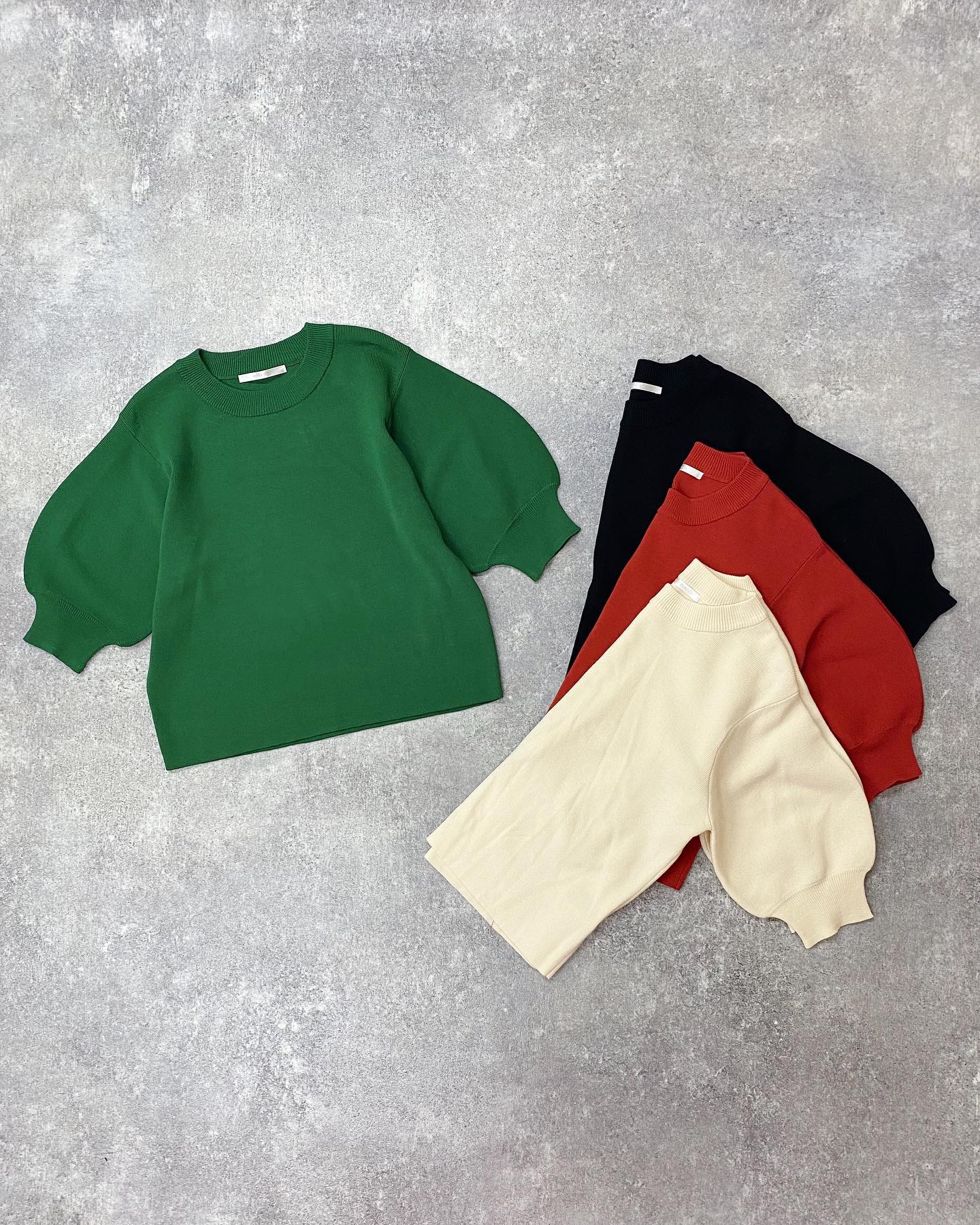【new arrival】⁡? RE280012B002ﾊﾟﾌ袖ﾎﾟﾘﾆｯﾄﾌﾟﾙｵｰﾊﾞｰ▷¥2,530(税込)(店舗入荷中.ｵﾝﾗｲﾝ近日入荷)white / green / red / black#retrogirl_ootd #レトロガール #レトロガールコーデ #プチプラアイテム #プチプラファッション #プチプラコーデ #夏アイテム #夏コーデ #秋アイテム　#秋カラー　#トレンドファッション　#パフ袖　#袖ボリューム　#ポリニット　#ニット
