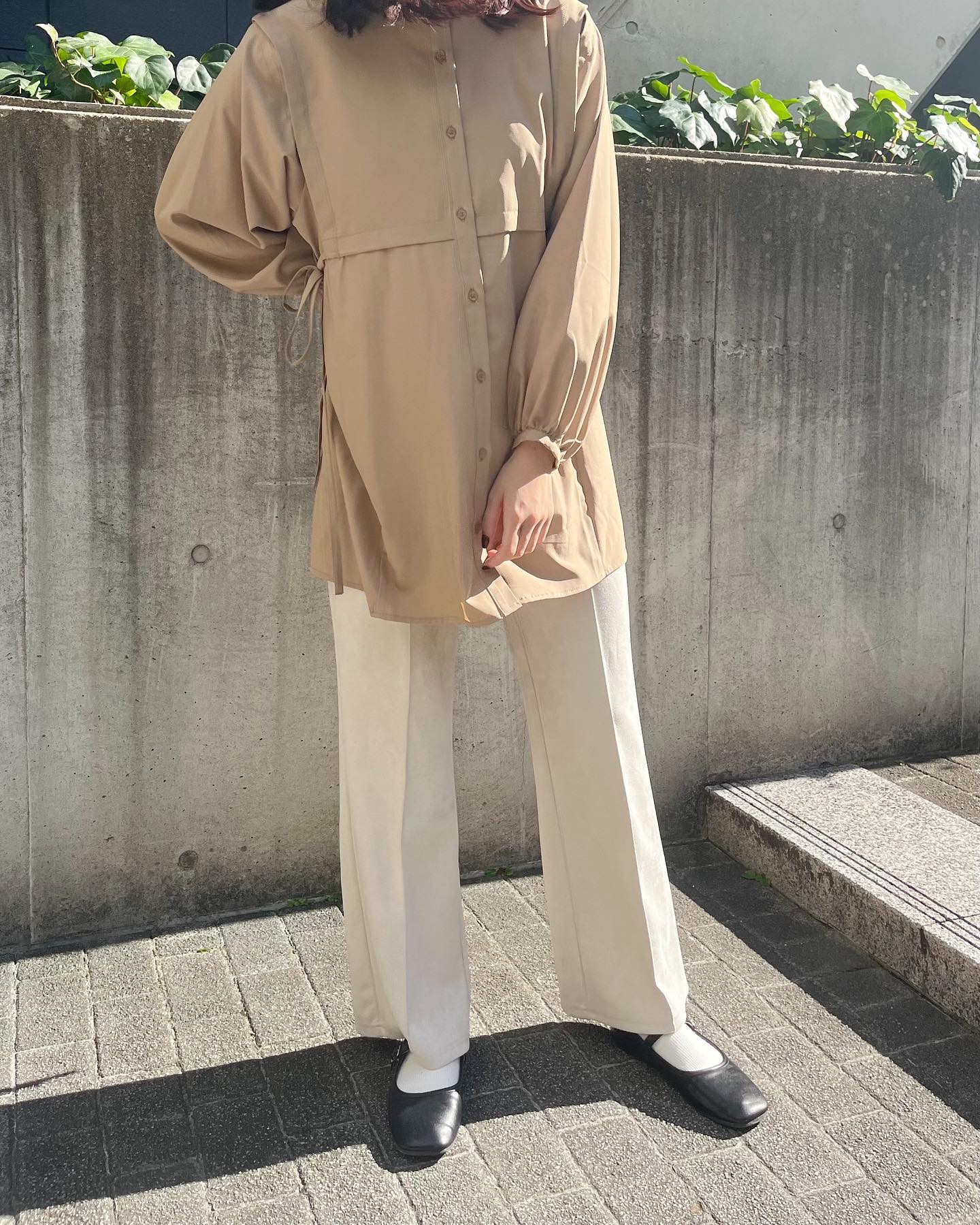 【new arrival】⁡?RF256432N001ｽｴｰﾄﾞｾﾐﾌﾚｱﾊﾟﾝﾂ▷¥3,190(税込)(店舗今週入荷.ｵﾝﾗｲﾝ近日入荷)white / brown / green / black#retrogirl_ootd #レトロガール #レトロガールコーデ #プチプラアイテム #プチプラファッション #プチプラコーデ  #秋アイテム　#秋カラー　#パンツ#セミフレア　#スエードパンツ #パンツコーデ
