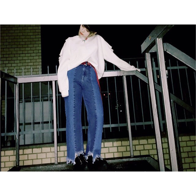 ▼BRAND NEWS▼.------------------------------RETROGIRLのnew in brand..▷RETRO BOYよりストリートでカジュアルなスタイルを中心に、今までとは違うエッジの効いたアイテムを展開..新宿ルミネEST店にて販売中︎-------------------------------#retrogirl#newbrand#retroboy#casual#street#fashion#ootd#denim#instafashion#koreanfashion#grunge#cordinate