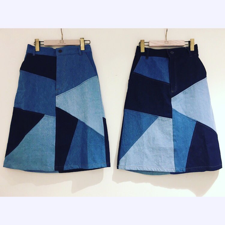 【pick up item】..タイトすぎないシルエットがスタイリングの幅UP･:*+..▷skirtパッチワークタイトスカート¥2,990+税.#retrogirl#denim#プチプラ#パッチワーク#ちぐはぐ#blue