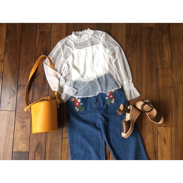 【pick up item】..オフのカラーでより春らしく･:*+.嬉しいインナーキャミセットです˚✧₊⁎..チュールP/O set.¥1,990+税..#retrogirl #チュールトップス #プチプラコーデ