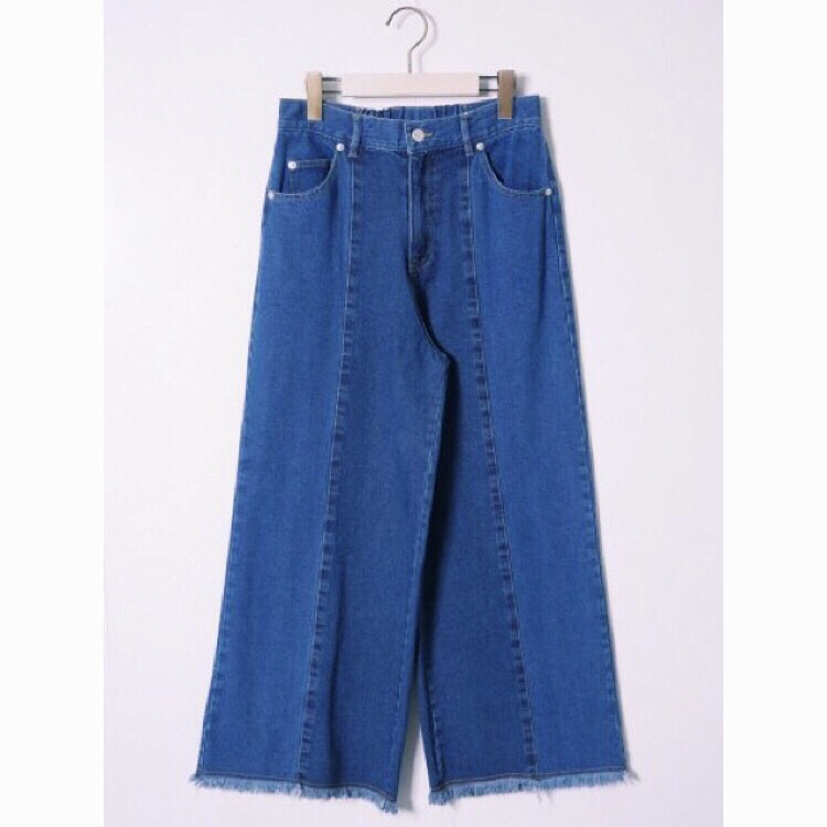 【pick up item】..シンプルになりがちな夏コーデにボトムから遊びを入れてみては？*･゜ﾟ･*...アソートデニムワイドPT.¥2,990 ⇨ ¥1,990+税...#retrogirl #デニムワイドパンツ #プチプラ