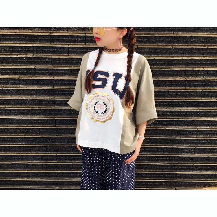【NEW ITEM】 【pick up item】..リメイク風BIG プリントTEEが入荷致しました*･゜ﾟ･*:.｡..｡..ゆったりとしたシルエットで色んなボトムスと相性抜群のアイテムとなっております˚✧₊⁎..ptワイドBIGTee .￥1,590＋税...#retrogirl #ビッグT #プチプラ #プチプラコーデ